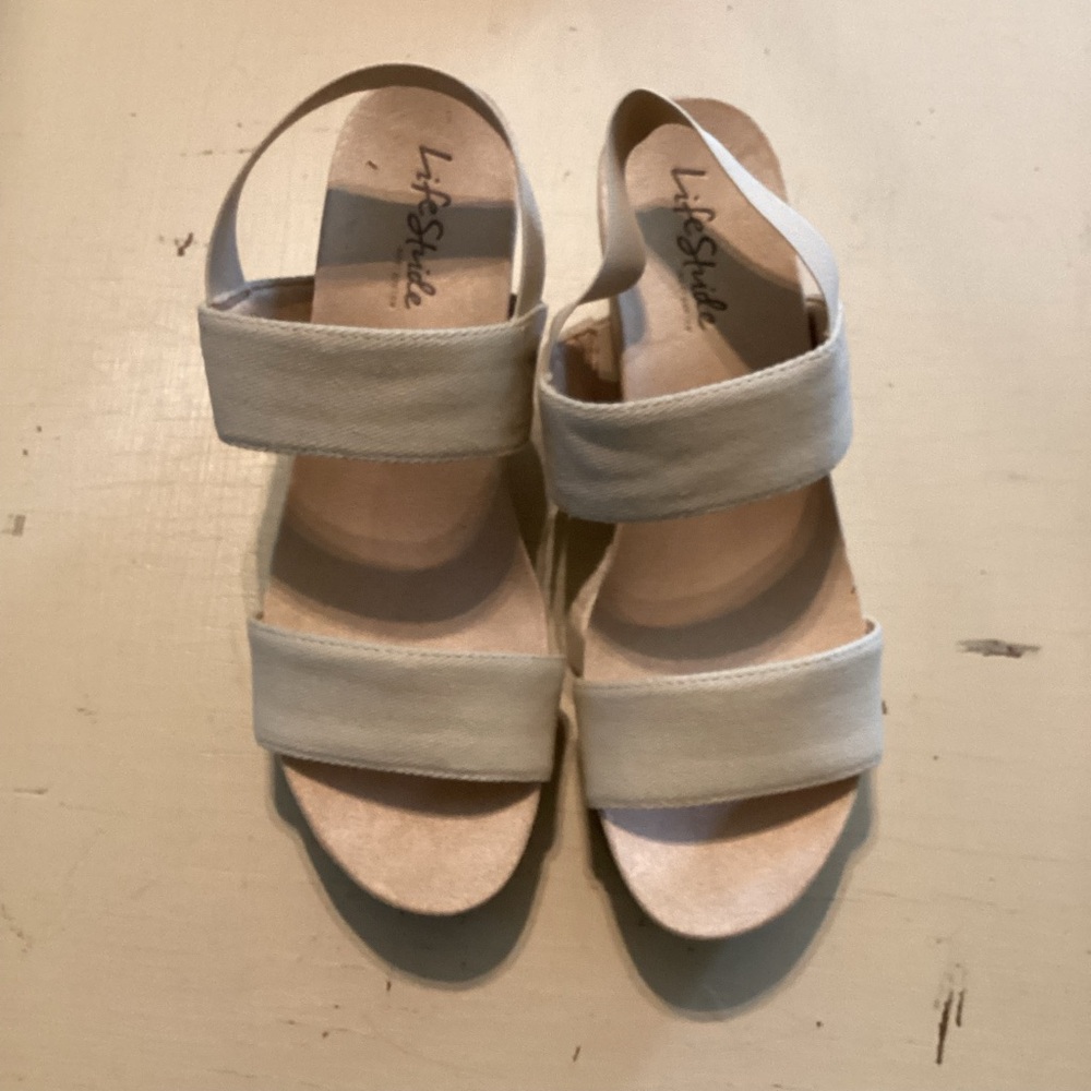 Sold 
Lifestride Danita canvas strappy wedge sandals